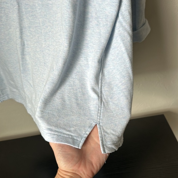 Lou & Grey Supersoft VNeck - Picture 5 of 6